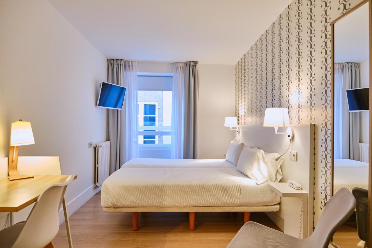 Hostal Suso Σαντιάγο ντε Κομποστέλα Εξωτερικό φωτογραφία