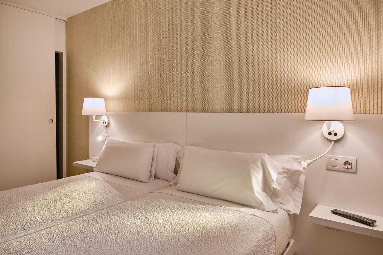 Hostal Suso Σαντιάγο ντε Κομποστέλα Εξωτερικό φωτογραφία