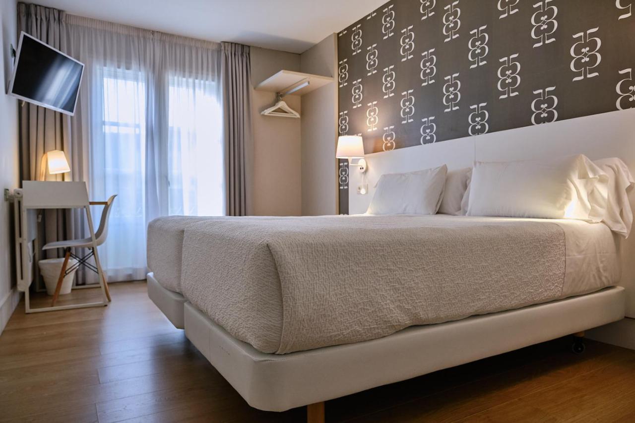 Hostal Suso Σαντιάγο ντε Κομποστέλα Εξωτερικό φωτογραφία