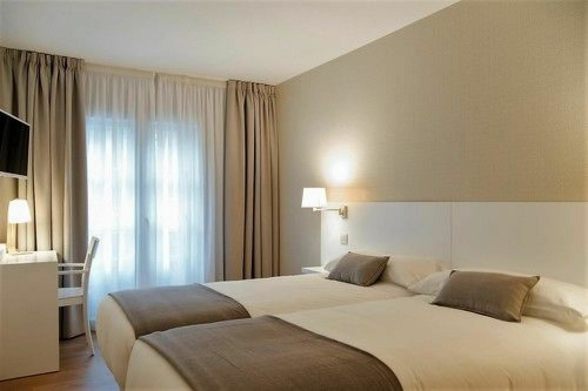 Hostal Suso Σαντιάγο ντε Κομποστέλα Εξωτερικό φωτογραφία