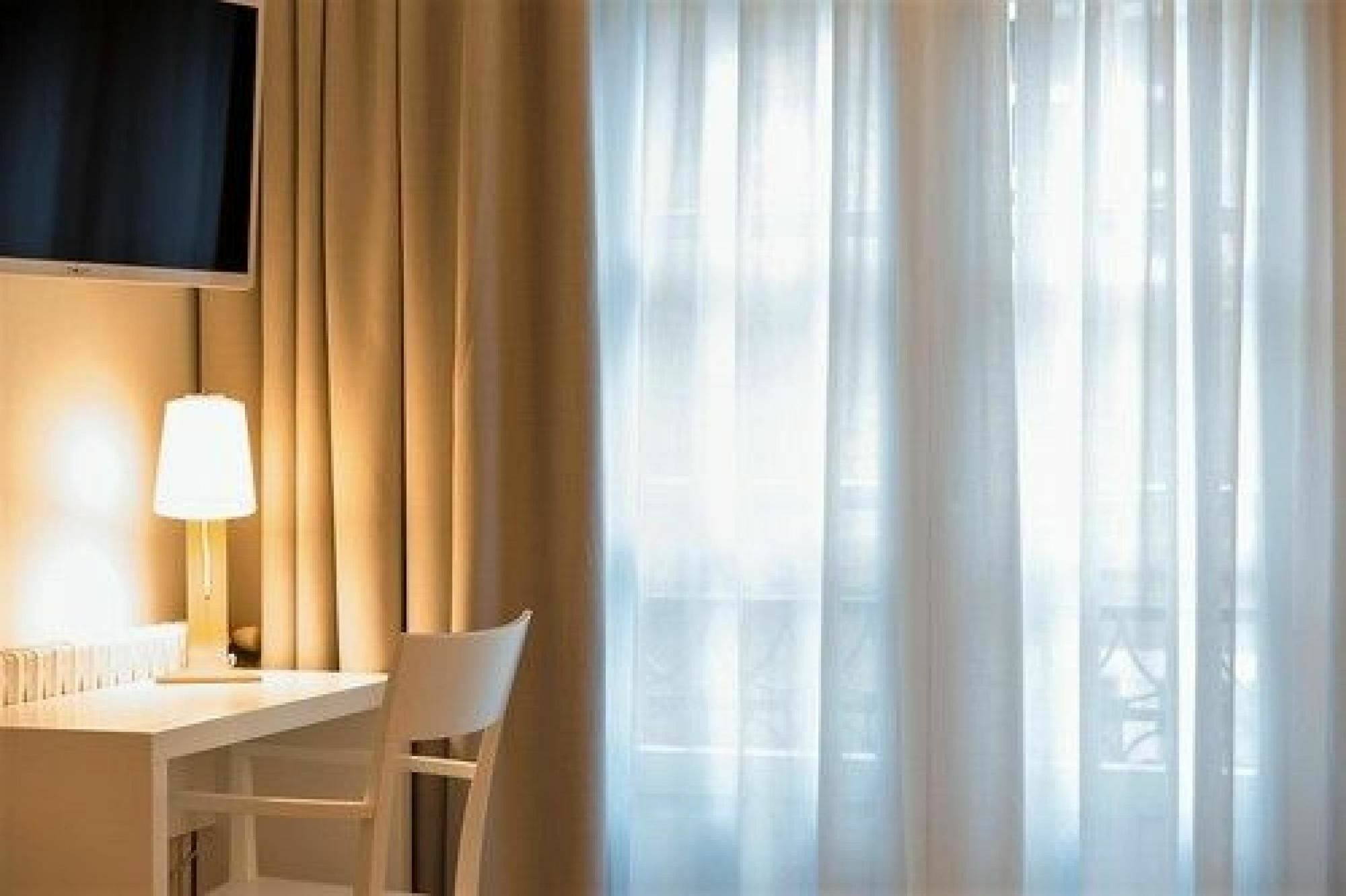 Hostal Suso Σαντιάγο ντε Κομποστέλα Εξωτερικό φωτογραφία